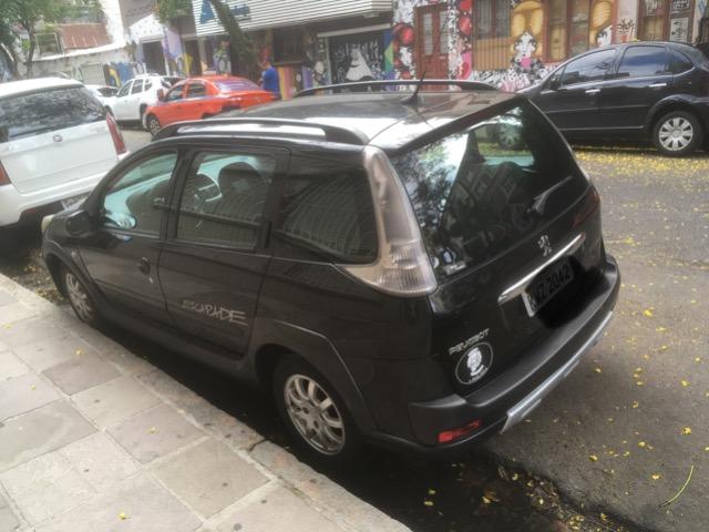 Peugeot 207 escapade barbada