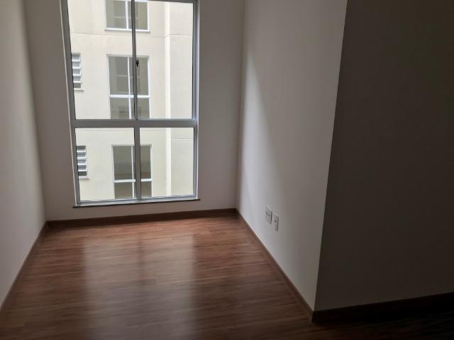 Apartamento, ótima localização, condomínio Vista do Bosque