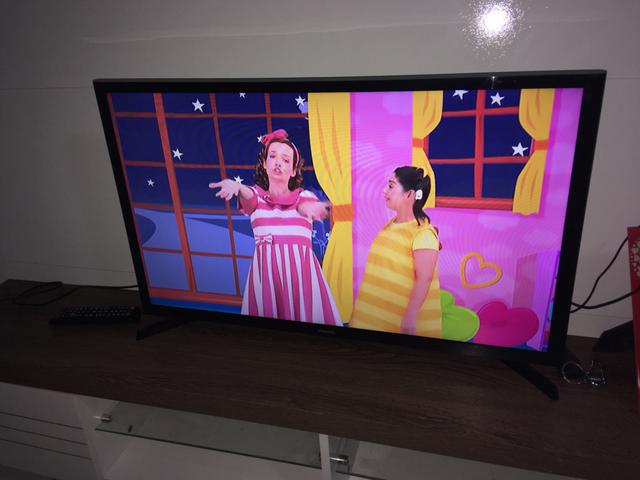Abaixei pra vender HJ ! SMART TV