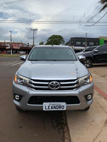 TOYOTA HILUX 2017/2017 2.8 SRX 4X4 CD 16V DIESEL 4P AUTOMÁTICO - Foto 2