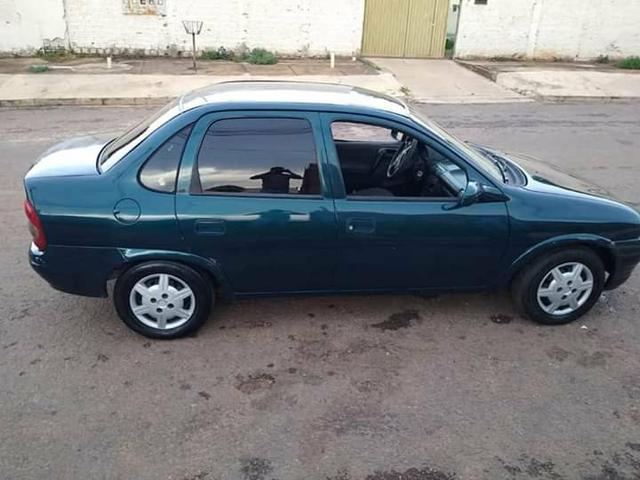 Corsa 99 completo abaixei o preço pra vende logo aceito troca por moto - Foto 14