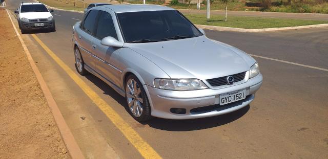 Vectra 2.2 GLS 8V - Foto 3