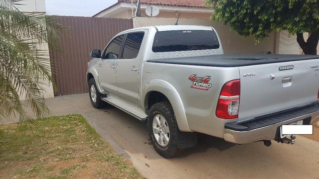 Vendo Hilux SRV 4x4 - Foto 5
