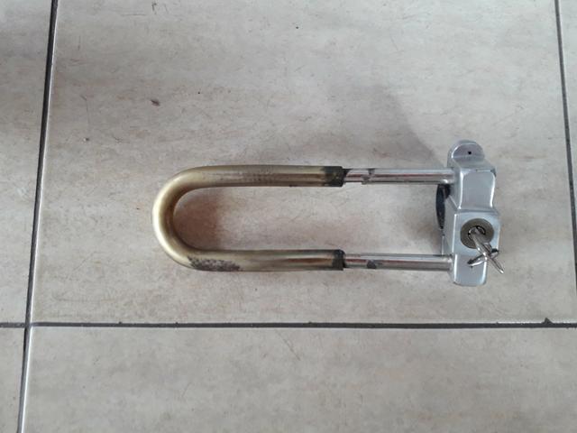 Tranca noleto fan 125 e honda biz 30 reais * - Foto 4
