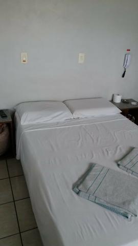 Aluguel de quartos com segurança, conforto e estacionamento - Foto 9