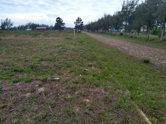 Terreno parcelado 700 mts do mar - Foto 2