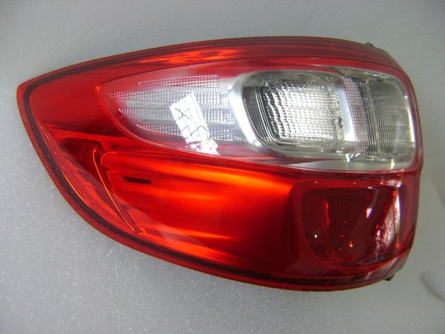 Lanterna Fiat Strada 2014 2015 2016 2017 2018 , temos os 2 lados!!!