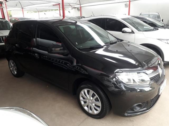 Renault Sandero EXPRESSION 1.6 4P - Foto 2