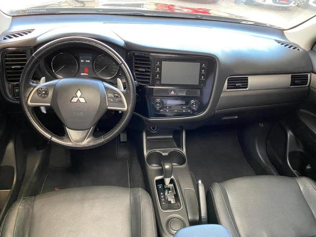 MITSUBISHI - OUTLANDER 2.0 2014 automático - Foto 6