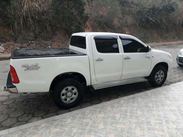 Vendo Hilux 2.5 CD D4-D 4x4 Ano 2010