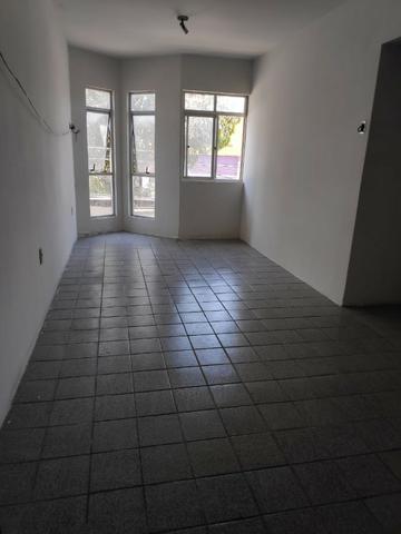 Aluga-se apartamento na boa vista