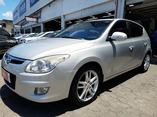 Hyundai i30 2.0 AUT C/Teto 2009/2010 impecável