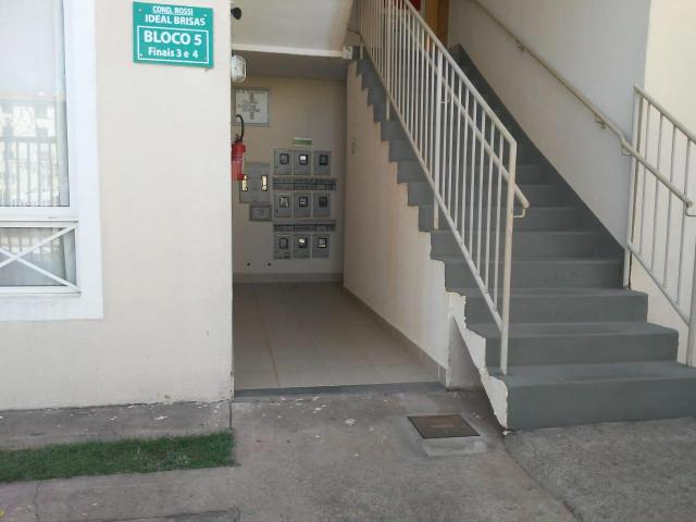 Aluga se ap 2/4 sala cozinha área de serviço - Foto 5