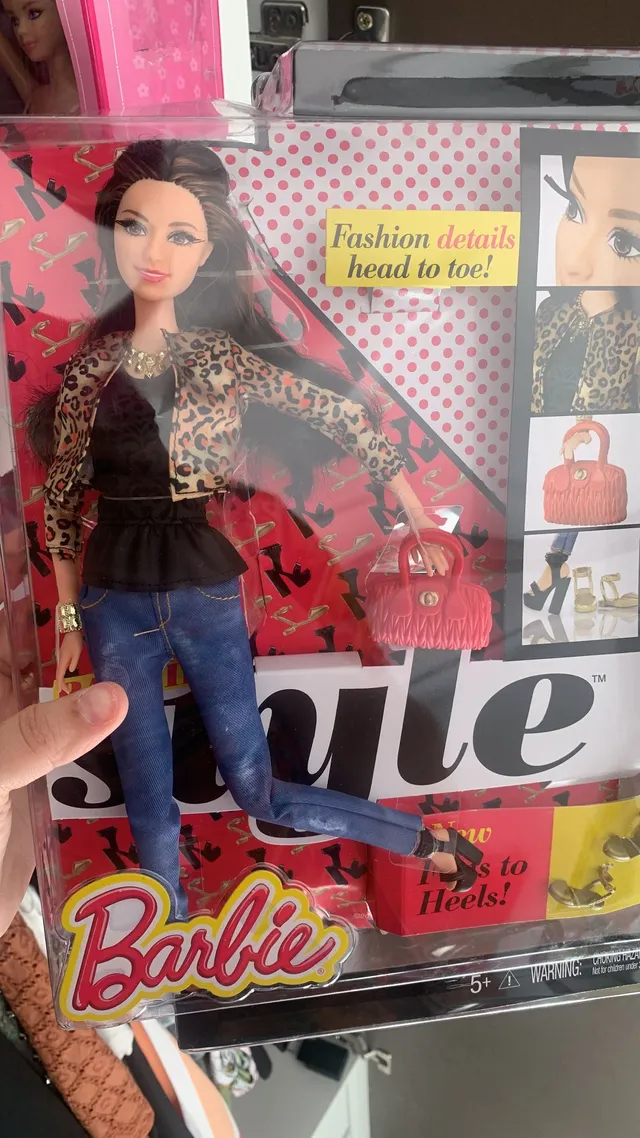 Kit Roupa Fashion Para Boneca Barbie Roupa 5 Pçs Casaco Poá