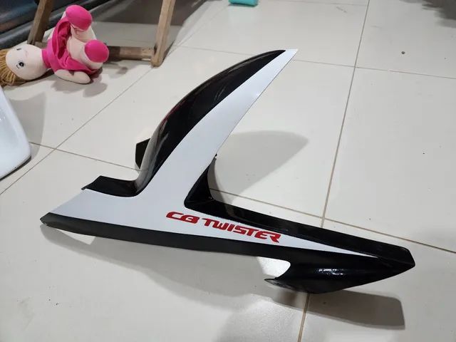 Spoiler e paralama traseiro para CB twister - Foto 2