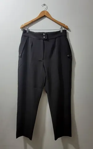 Calça cenoura alfaiataria