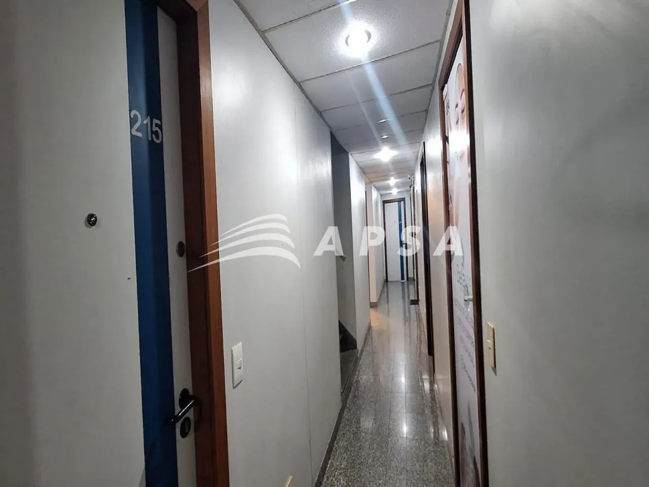 SALA COMERCIAL PARA ALUGUEL NA OLEGÁRIO MARCIEL - BARRA DA TIJUCA. SÃO 29M² DISTRIBUÍDOS E - Foto 3