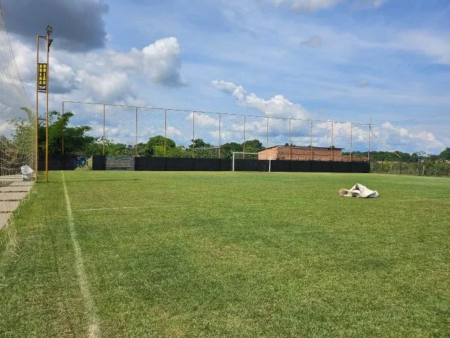 Excelente Terreno de 2.852m² com Campo de Futebol e espaço para eventos (somente VENDA)