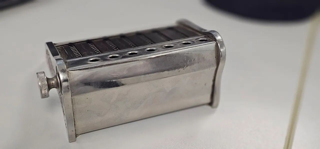 Calculadora Mecânica Forum Schimidt 1910 - Foto 3