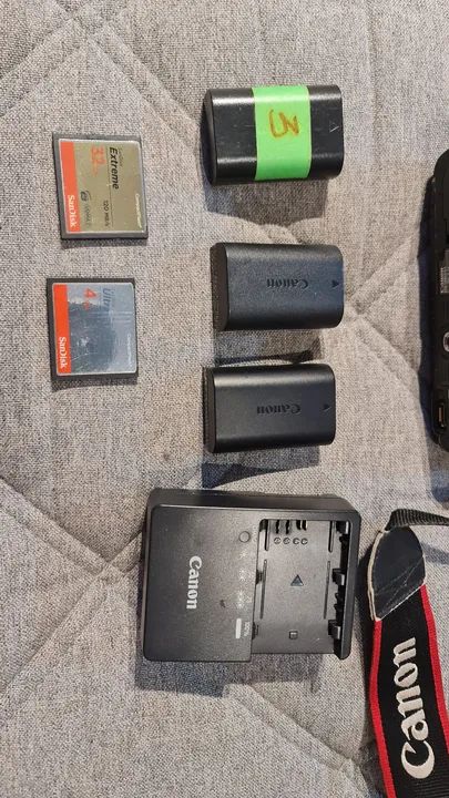 Canon EOS 7D DSLR - Câmera Profissional - Foto 4