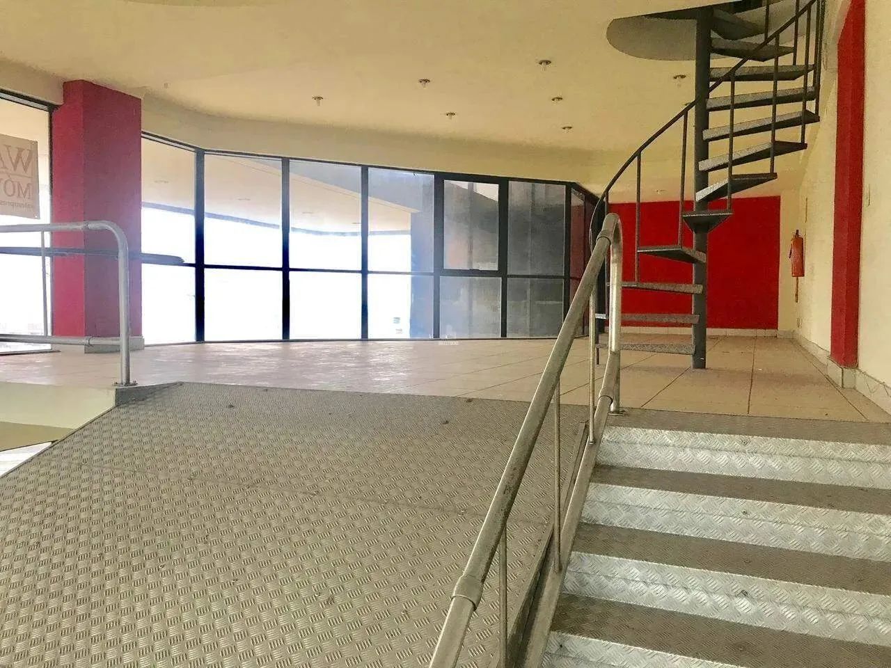 Loja para alugar na Avenida Raja Gabaglia - Foto 5