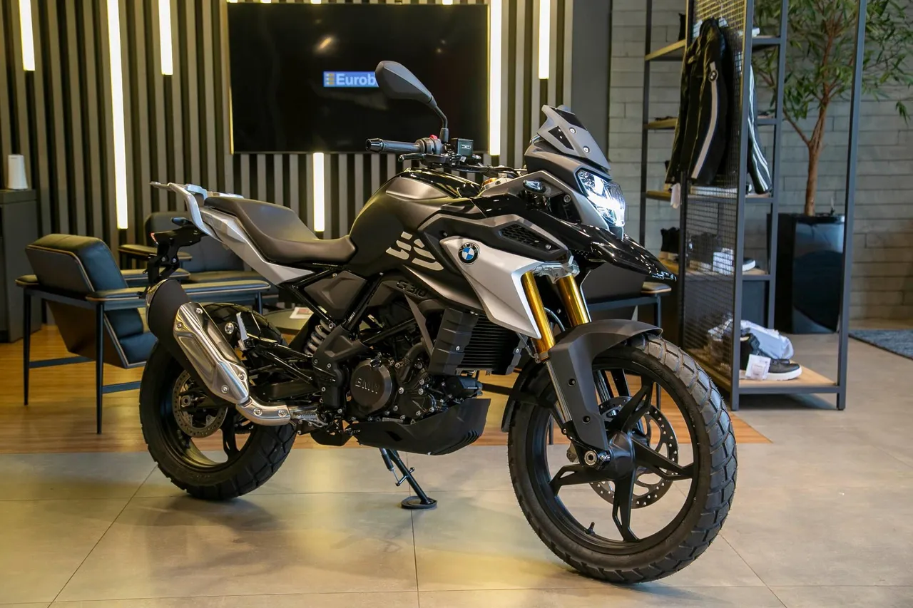 BMW G310 GS PRETA