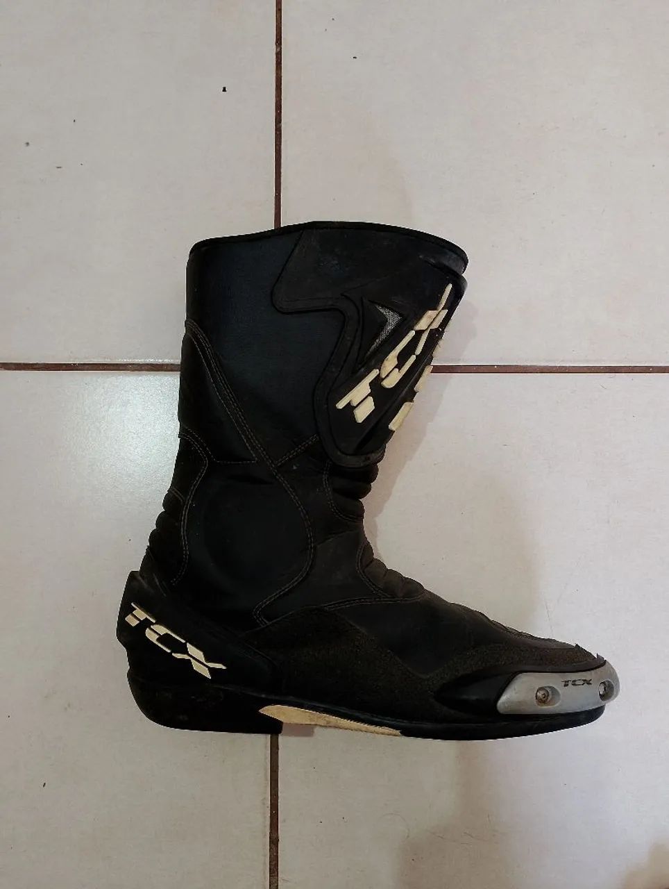 Bota tcx tamanho 44 
