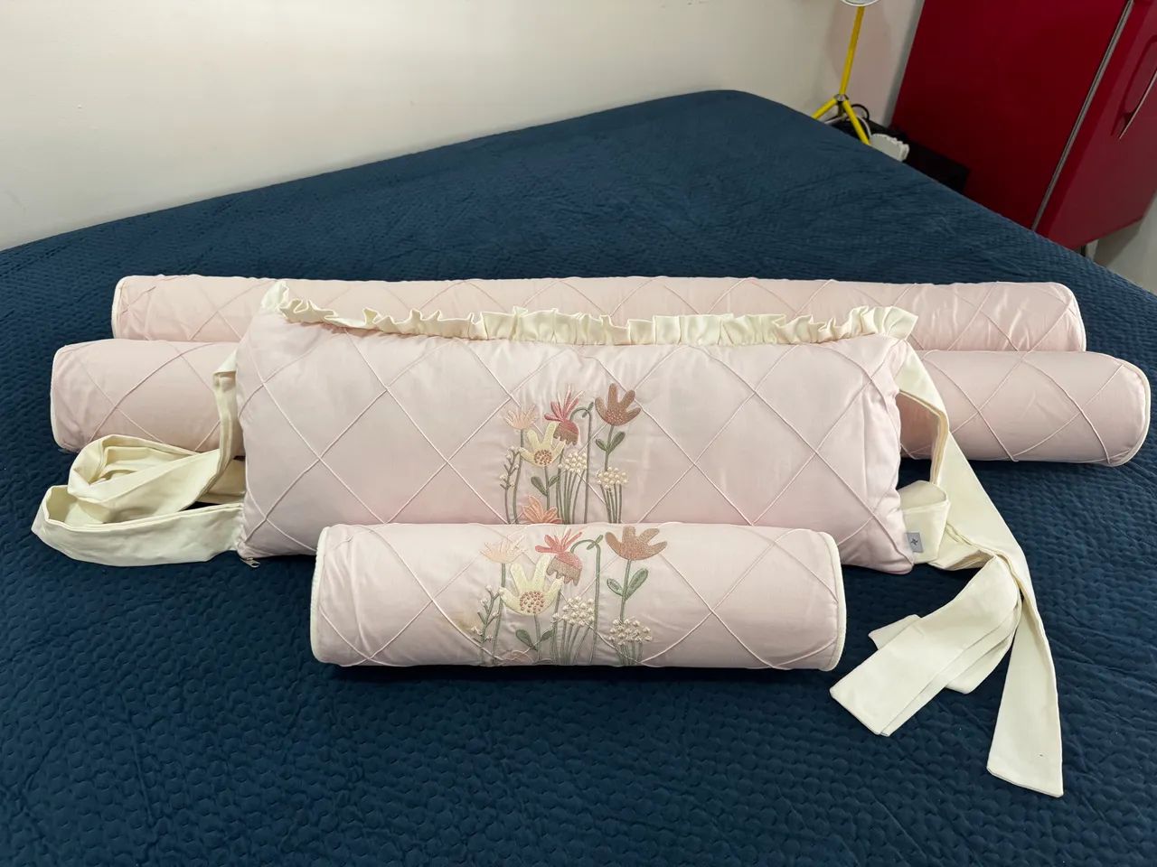 KIT BERÇO PREMIUM CATAVENTO BORDADO - MENINA  - Foto 2