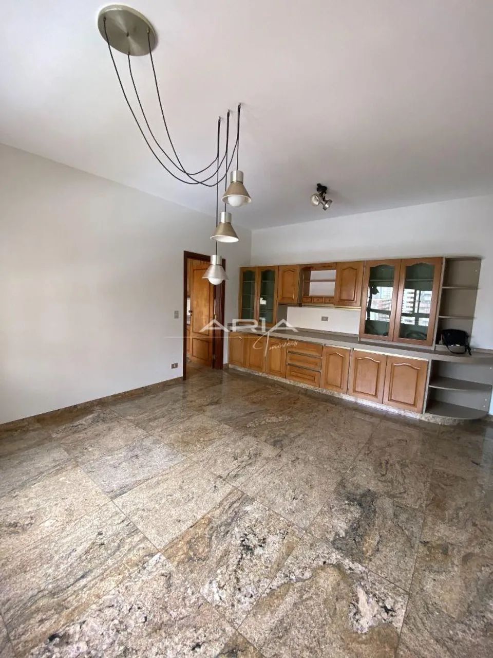 Apartamento alto padrão à venda, com 405m² e 5 quartos no Centro de Londrina/PR - Foto 4