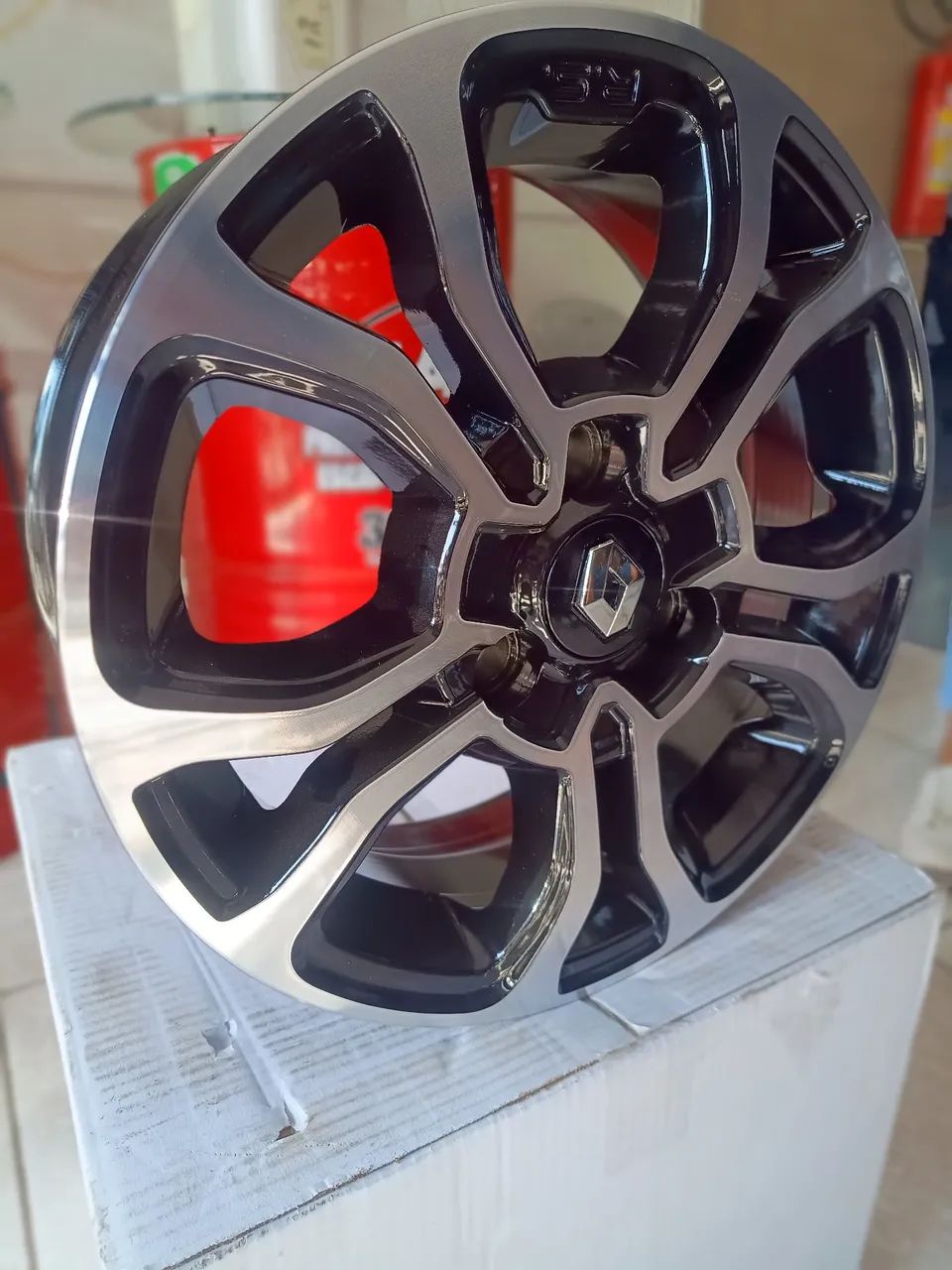 RODA 14 KWID  - Foto 4