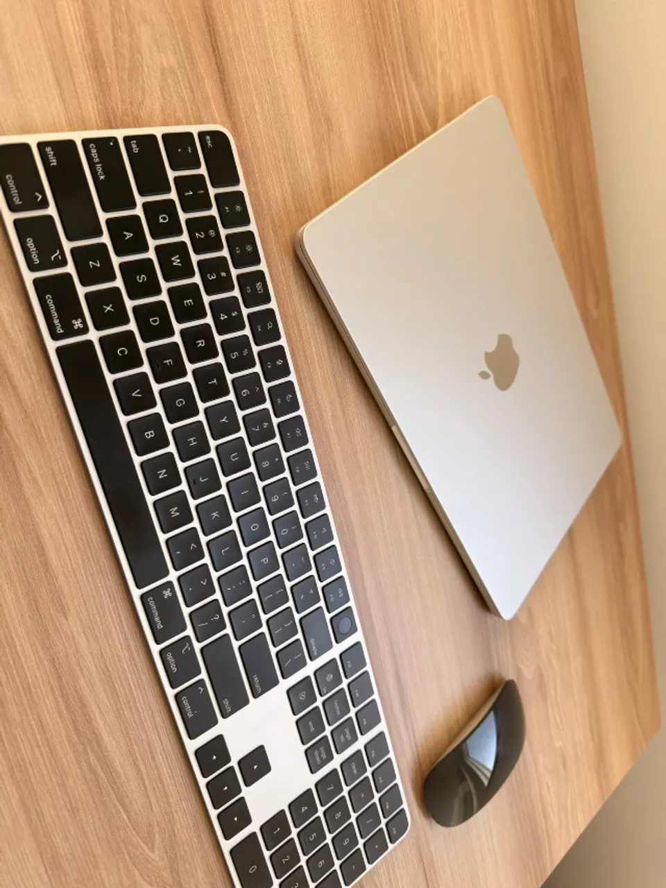 Apple Macbook Air 13,6? M2 8GB RAM 256GB SSD Prata