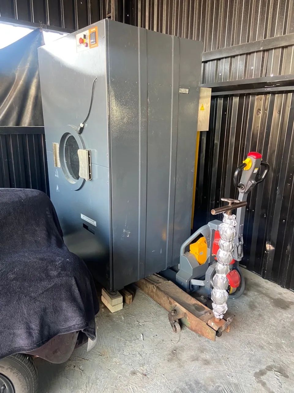 Máquinas de Lavar - Secar - Centrifugar -Industriais - Foto 2