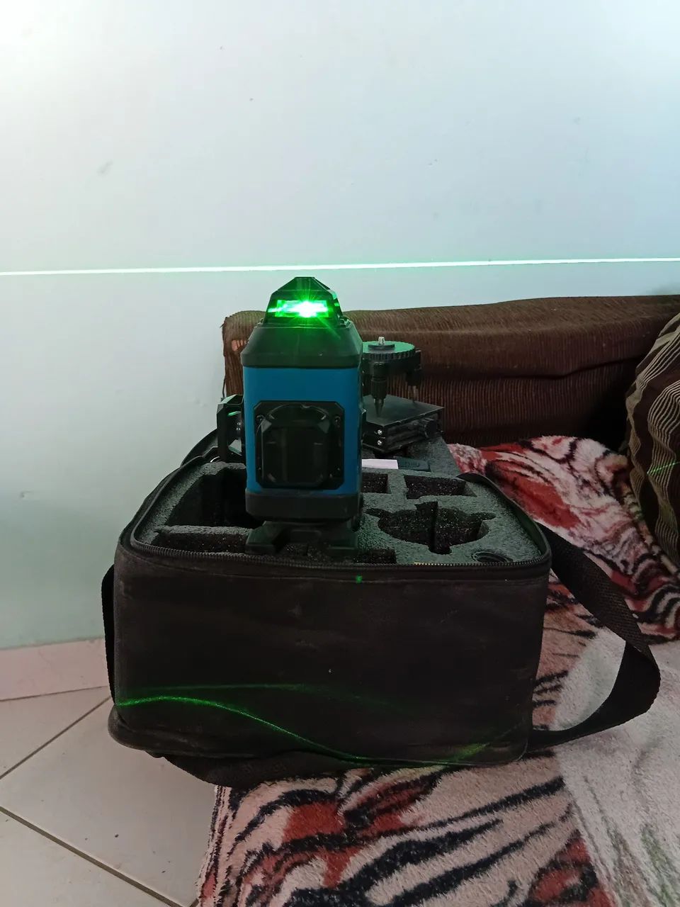 Nível a laser ONEVAN com controle remoto - Foto 3
