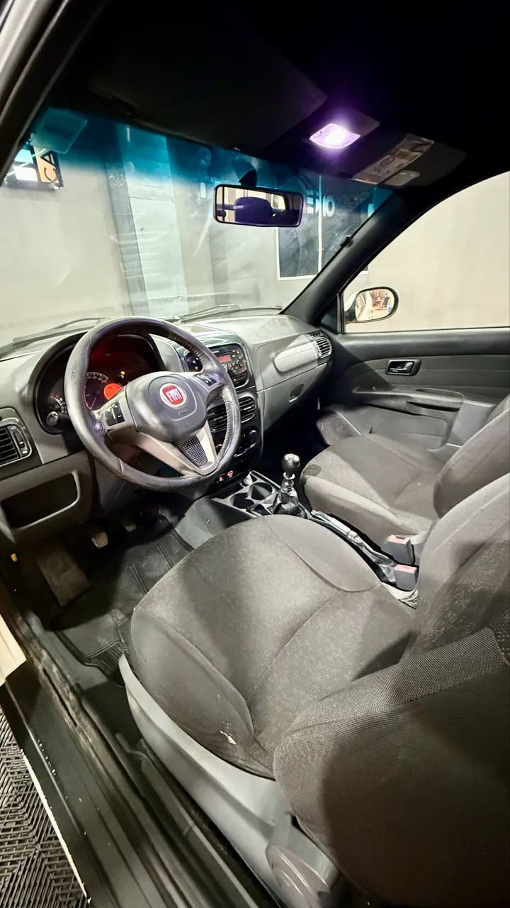 Fiat Strada Freedom 1.4 Flex 8V CD 2019 - Foto 4