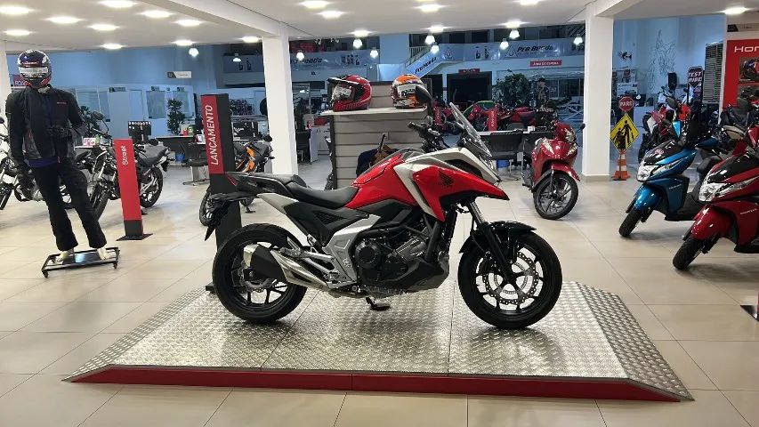 Nc 750 X ABS  automática  DCT    P TA /V ERM - Foto 2