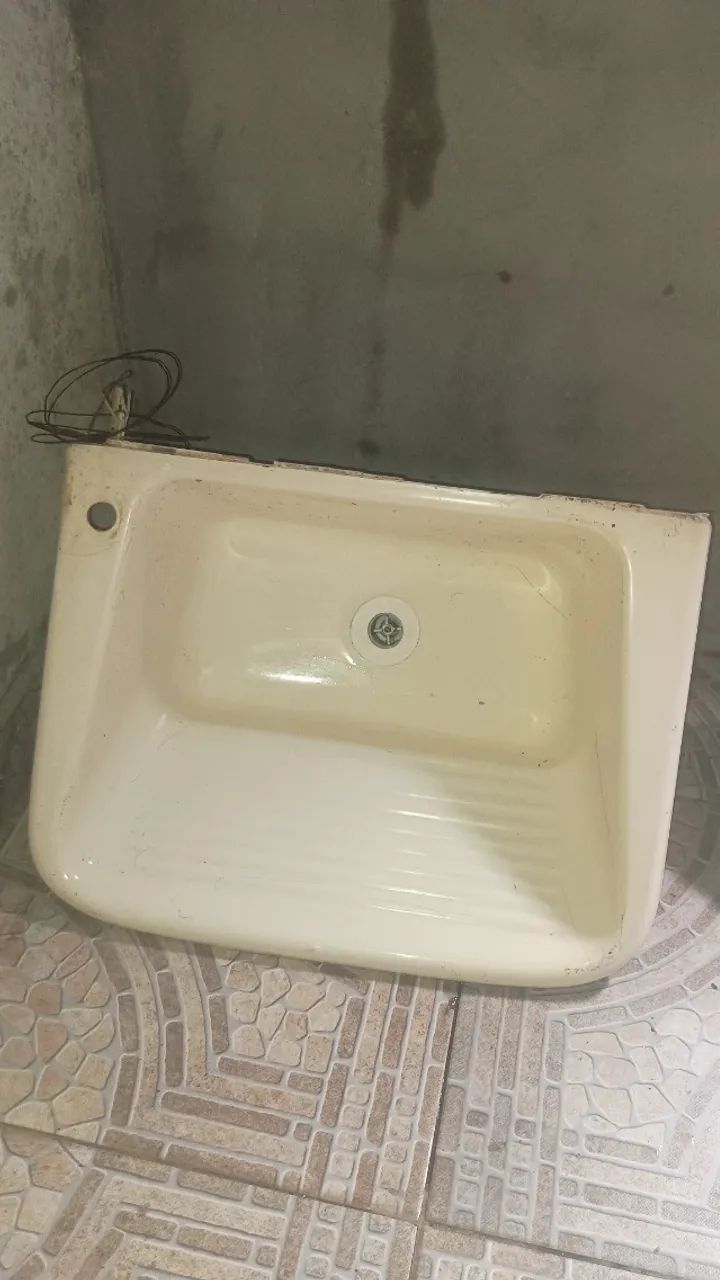 PIA BANHEIRO E LAVABO 100,00 CADA UMA - Foto 3