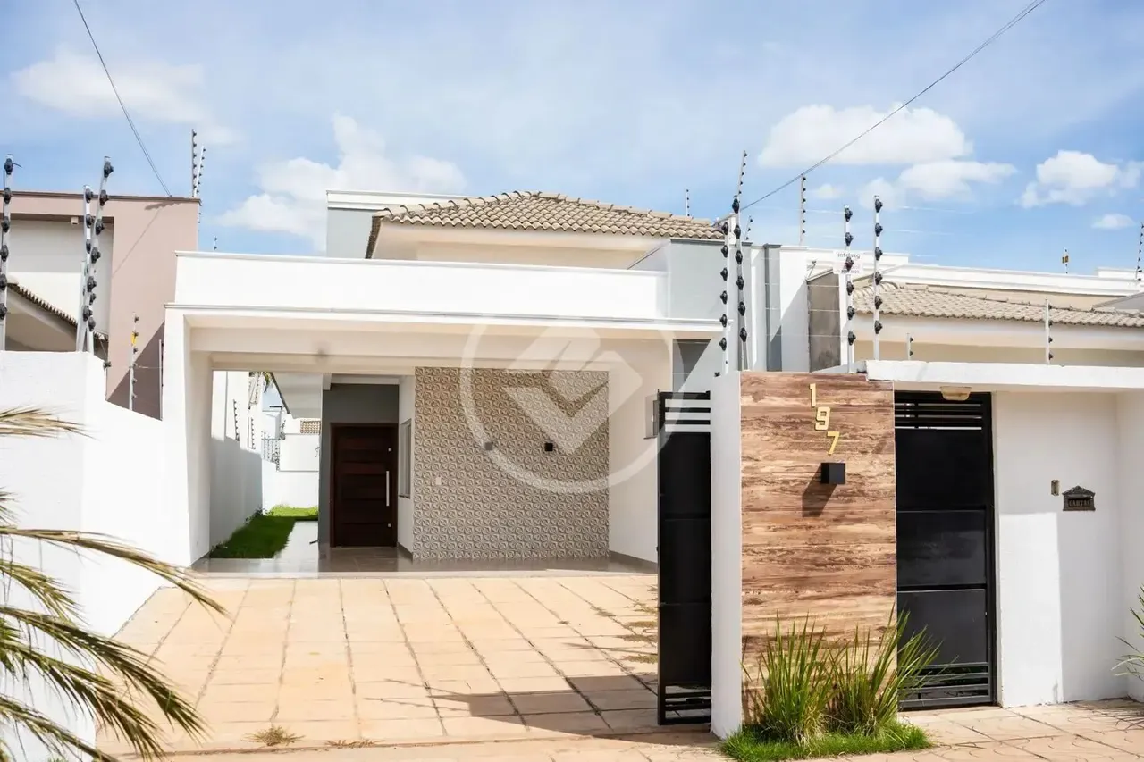CASA 3 QUARTOS (1 SUÍTE), AMPLO QUINTAL JARDIM BOTÂNICO SINOP-MT codigo: 126923