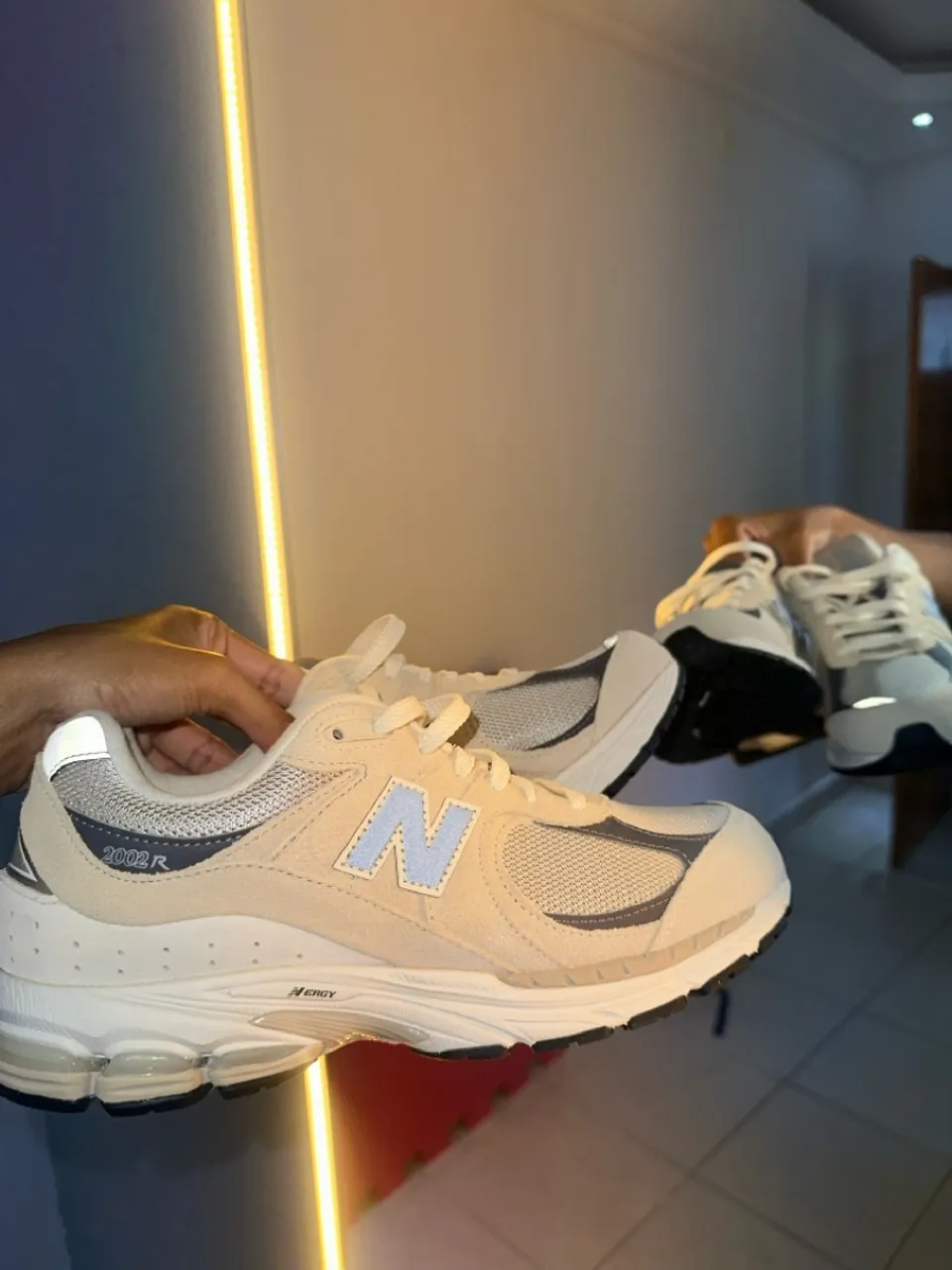New Balance 2002R Bege Original