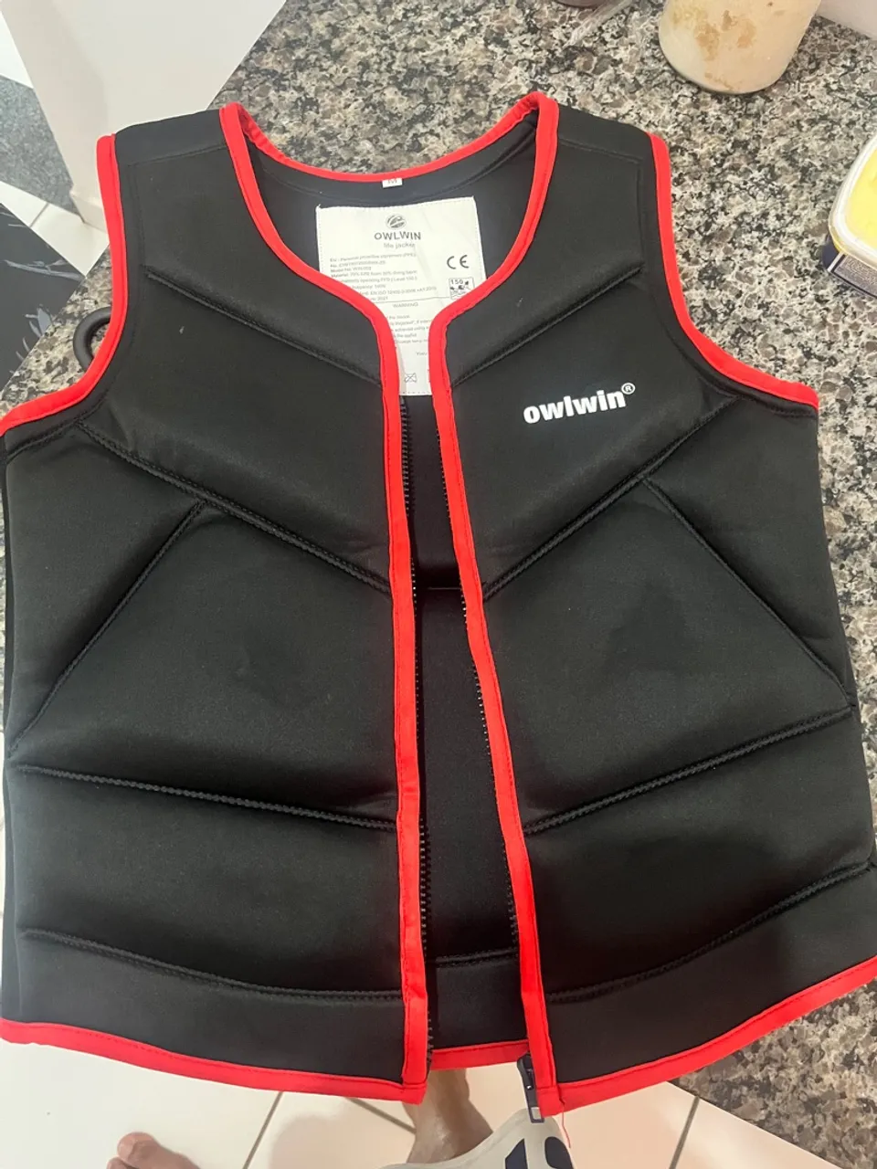 Colete esportes aquaticos de neoprene e com ziper tamanho p