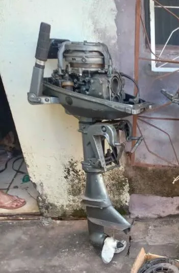 Motor YAMAHA 8HP