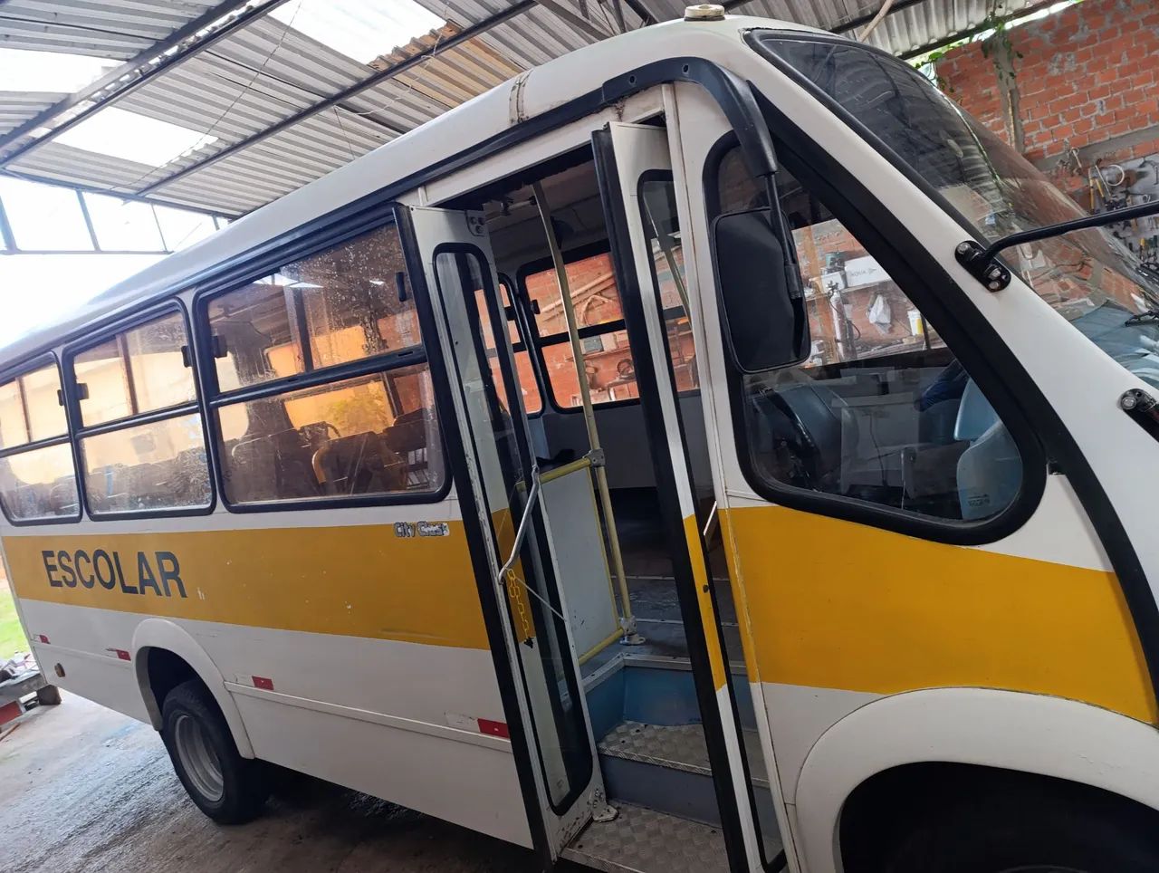 Vendo micro ônibus Iveco dayl - Foto 5