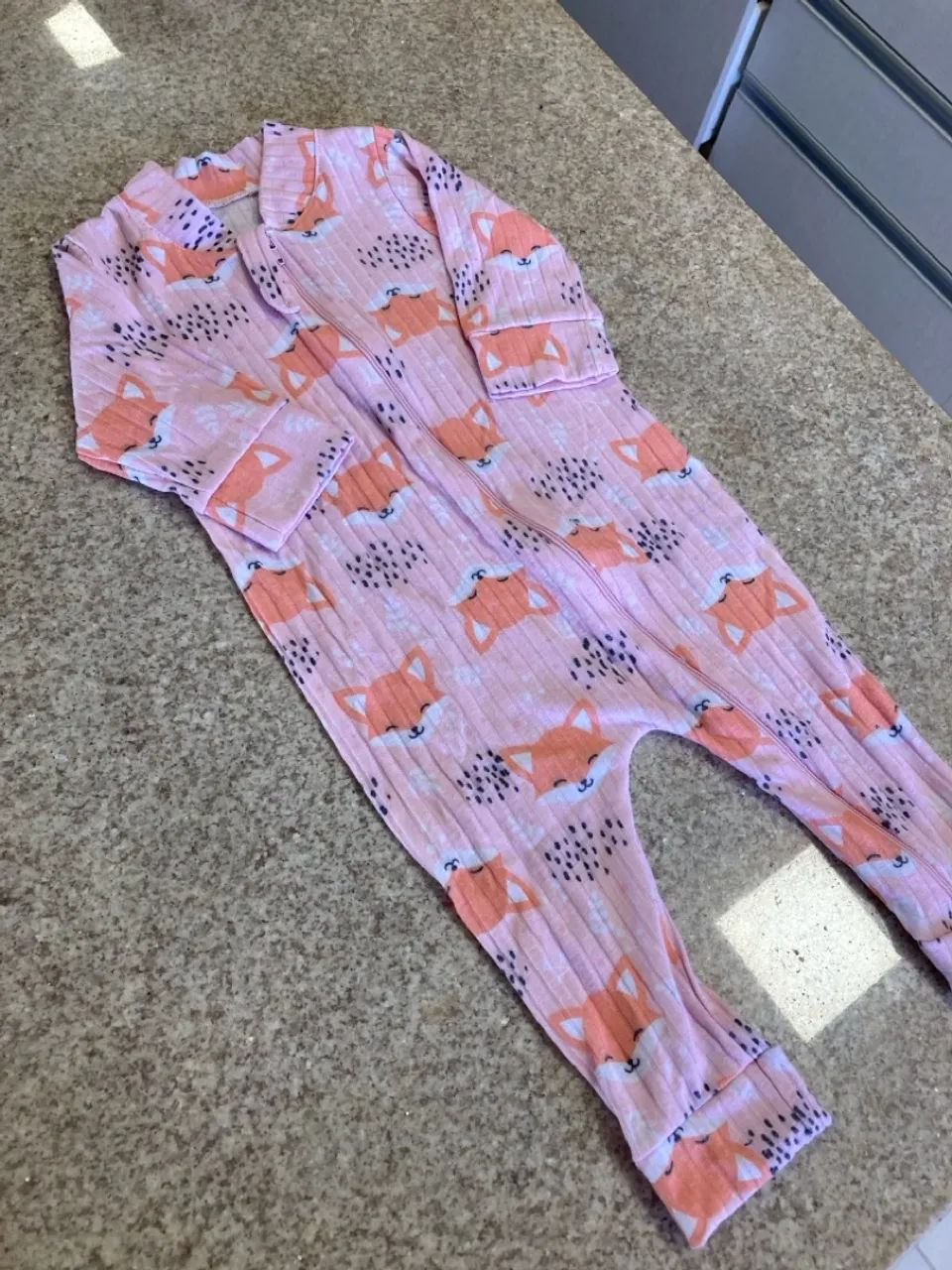 Macacão Infantil de Raposa Rosa - Foto 2