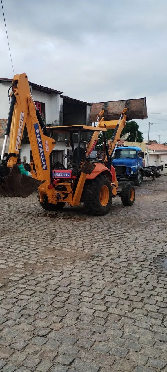 Retroescavadeira Fiatallis 80.2 ano 99 - Foto 5