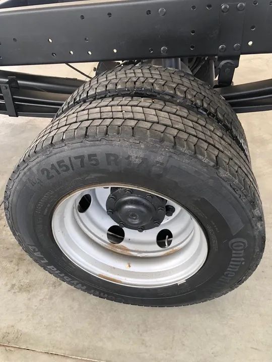 Caminhão Mercedes-Benz Accelo 815 ano 2012 - Foto 6