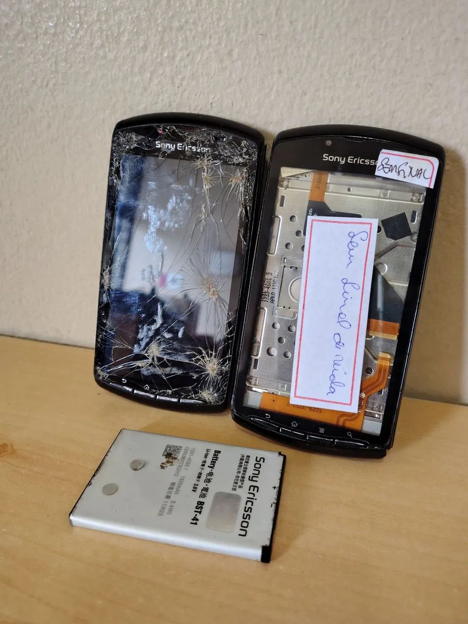 Peças de Celular Sony Ericsson -  Tela e Carcaça