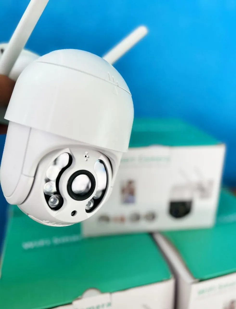 Câmera externa full HD gira 360, para segurança residencial