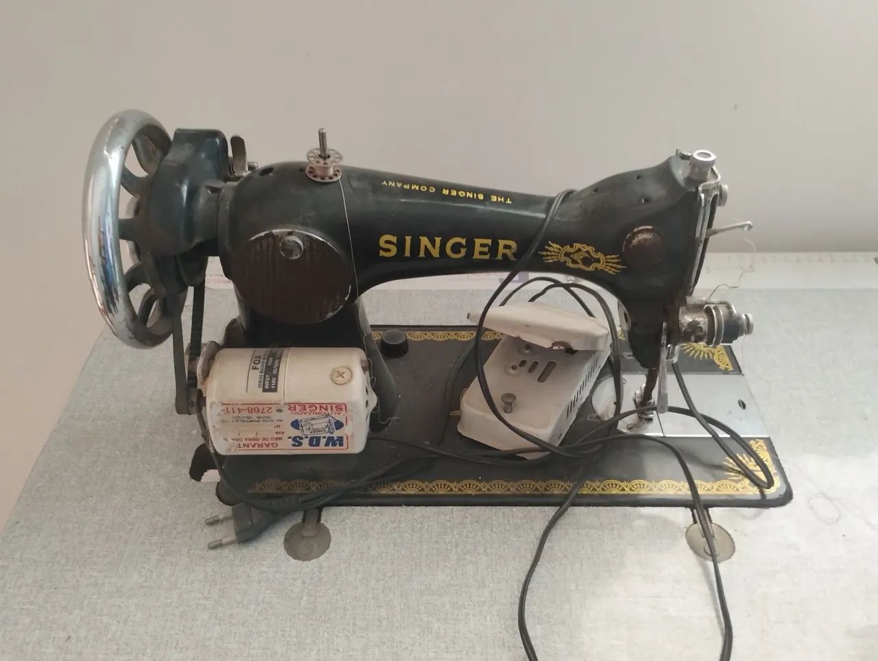 Máquina de Costurar Singer
