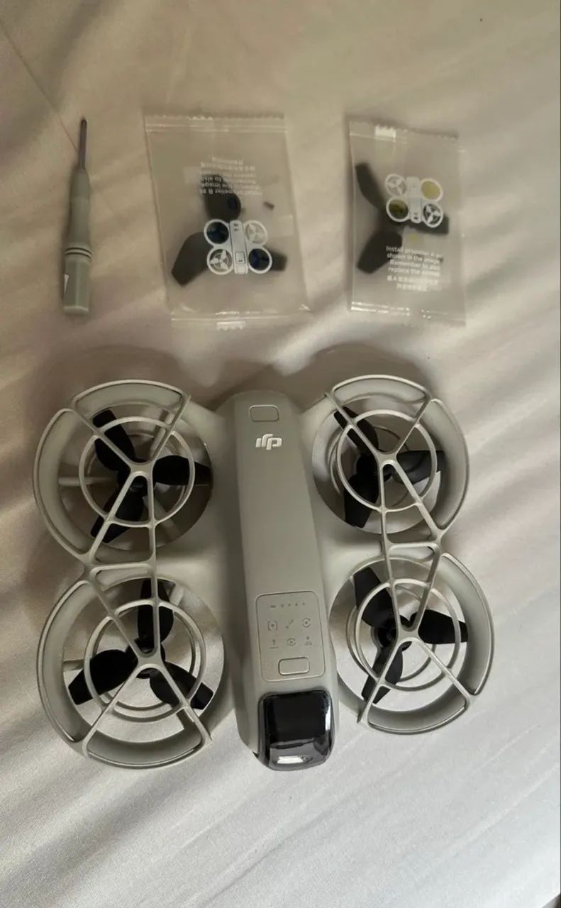Vendo Drone DJI NEO COMBO FLY MORE  - Foto 2
