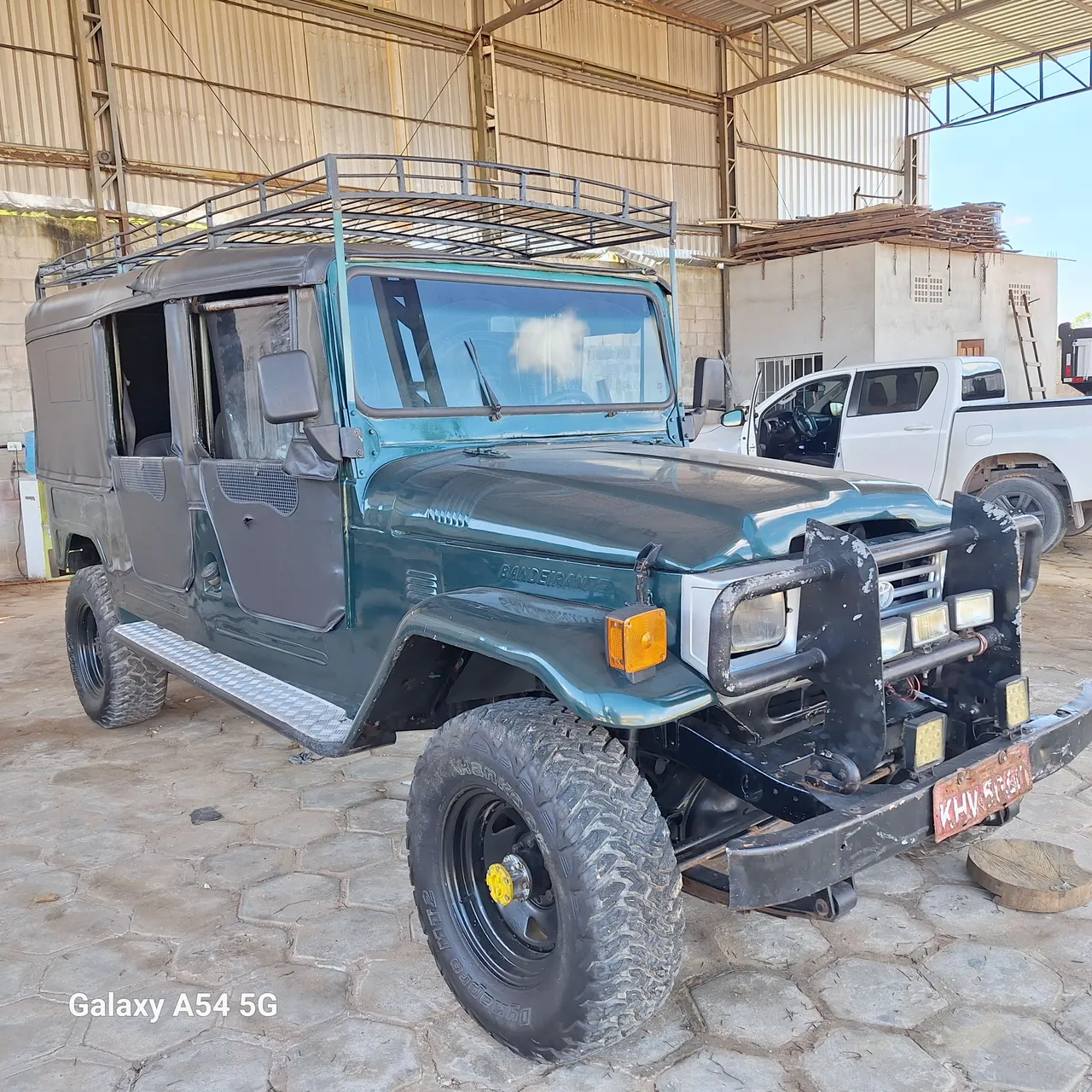 Toyota bandeirante alongada 4 portas 4x4