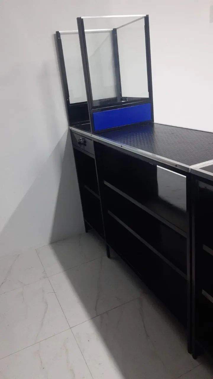 Balcão Duplo Vitrine Com Caixa em Aço - Estilo Industrial | Novo  - Foto 3